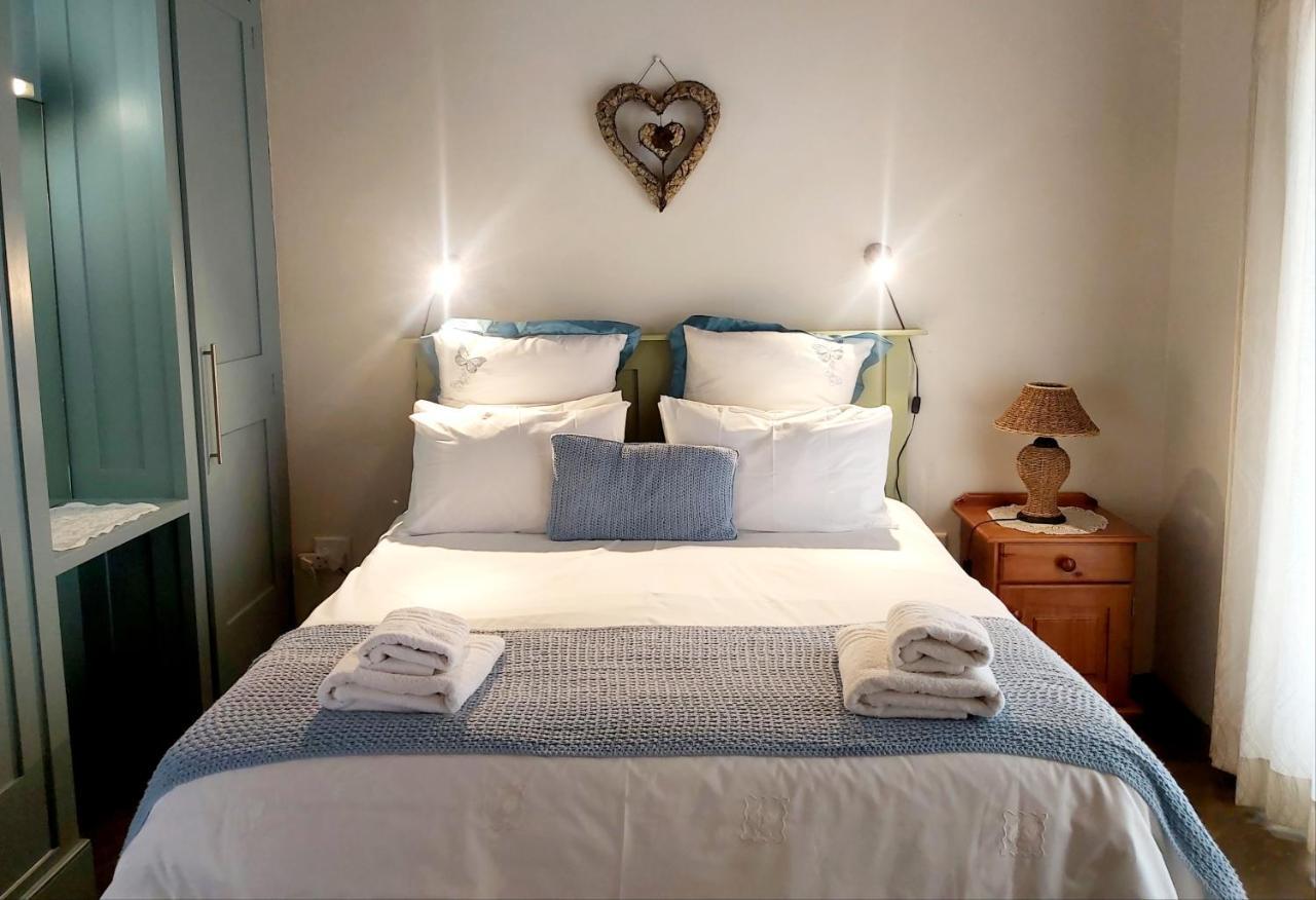At Our Meerkat And Rehoboth Self Catering Lodges, Apartment Clarens